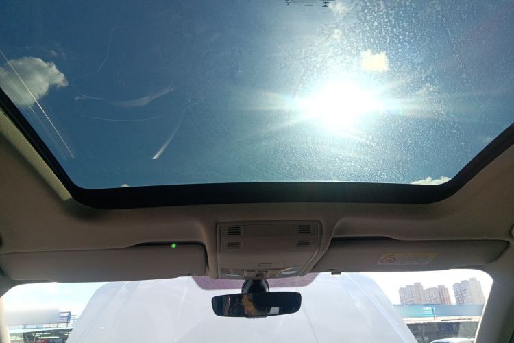 Used Volkswagen Tayron X 2020 330TSI Two-Wheel Drive Luxury Smart Connectivity Version Headliner