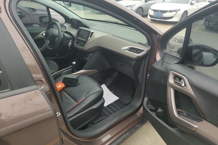 Used Peugeot 2008 2014 1.6L Automatic Fashion Edition
