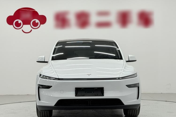 Used Tesla Model Y 2025 Rear-Wheel-Drive Version
