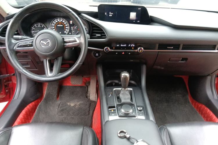 Used Mazda 3 Axela 2021 2.0L Automatic Zhiya Edition Interior 2