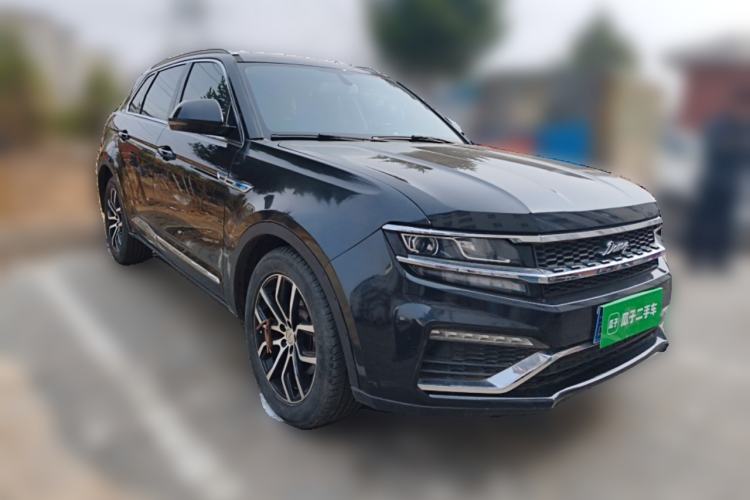 Used Zotye Domy X7 2017 1.8T DCT Luxury Model Front Right 45 Deg