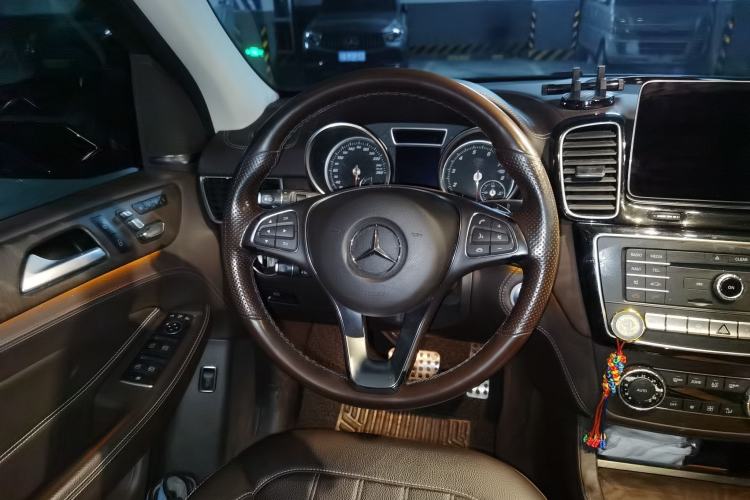 Used Mercedes-Benz GLE 2019 GLE 400 4MATIC Exclusive Edition
