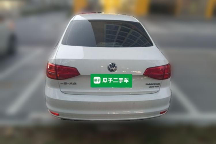 Used Volkswagen Sagitar 2017 230TSI Manual Comfort Model
