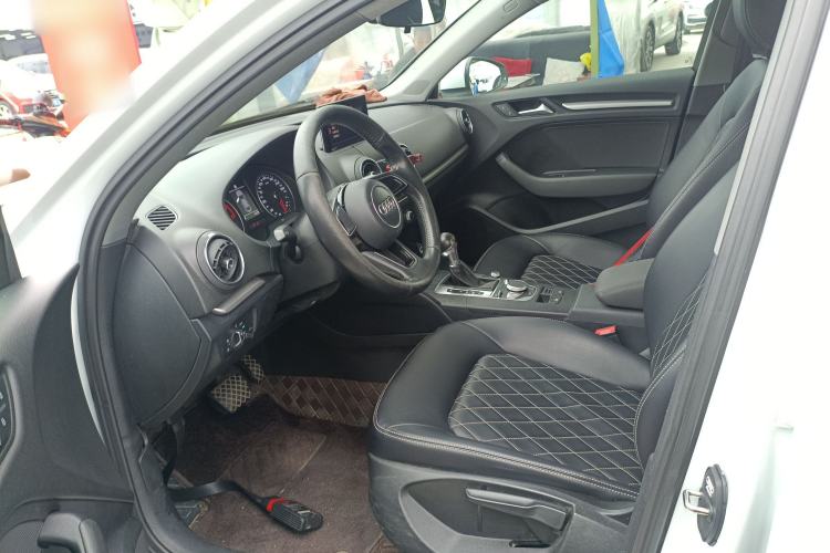 Used Audi A3 2017 Limousine 35 TFSI Ambition Edition
