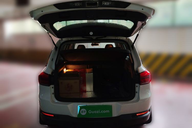 Used Volkswagen Tiguan 2017 300TSI Automatic Two-Wheel Drive Silk Road Comfort Edition Trunk