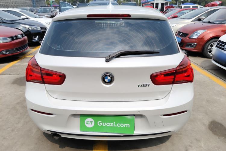 Used BMW 1 Series 2018 118i Sport Design Package
