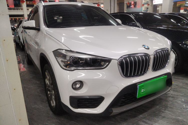 Used BMW X1 2019 sDrive20Li Leading Model Front Right 45 Deg