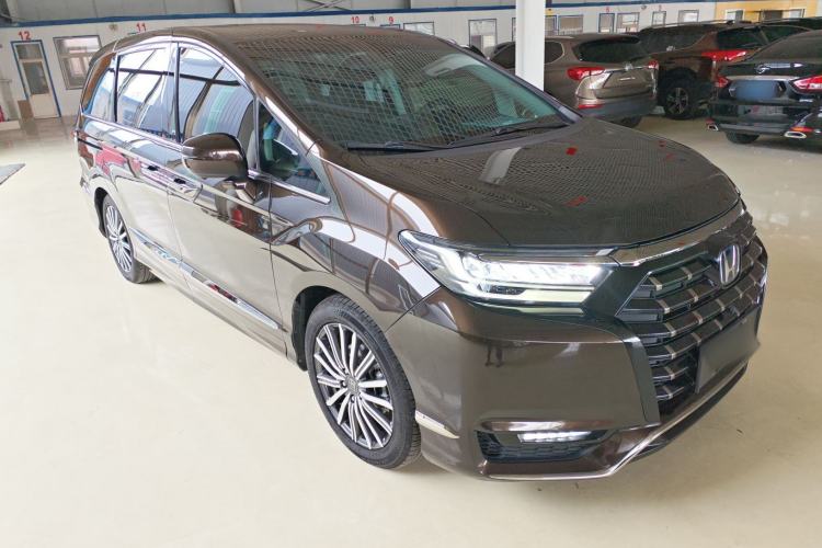 Used Honda Elysion 2022 2.0L eHEV Luxury First Edition
