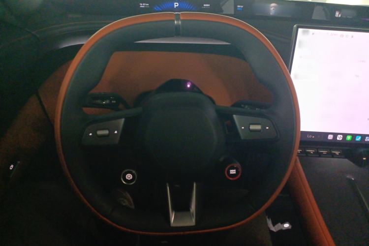 Used Xiaomi Auto YU7 2025 Ultra-Long Range High-Performance All-Wheel-Drive Max Edition