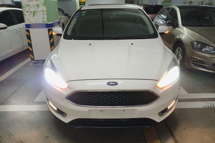 Used Ford Focus 2018 Hatchback Classic EcoBoost 180 Automatic Elite Model