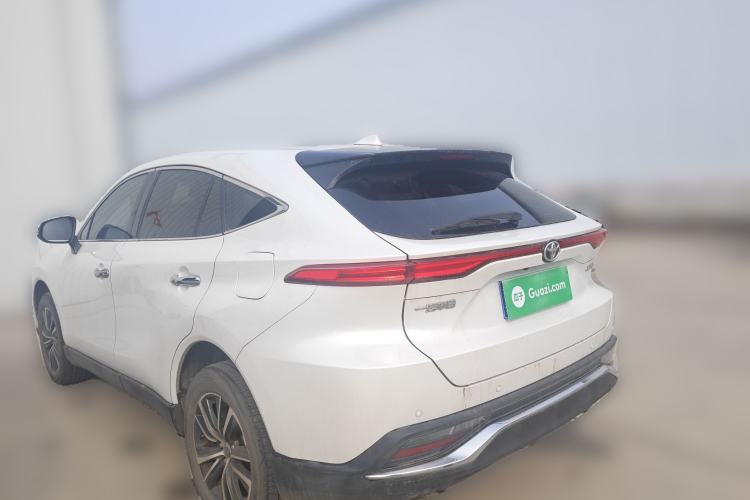 Used Toyota Harrier 2022 2.0L CVT Two-Wheel Drive Luxury Edition