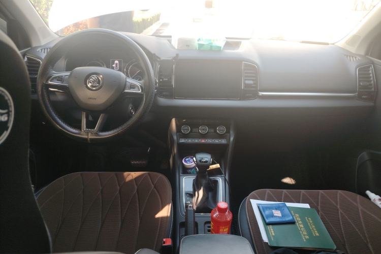 Used Skoda Karoq 2019 TSI280 Smart Drive Deluxe Edition China VI Standard Center Console