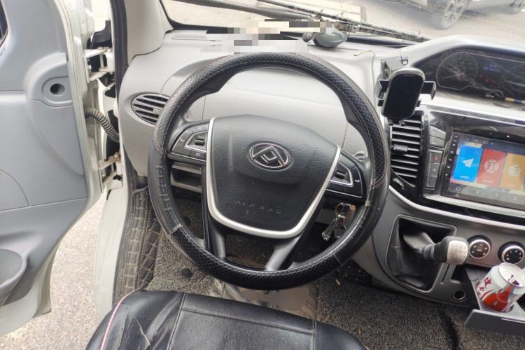 Used SAIC MAXUS Xintu V80 2021 2.0T Manual Classic Aoyuntong Long Wheelbase Mid-Roof 6/7/8/9-Seater