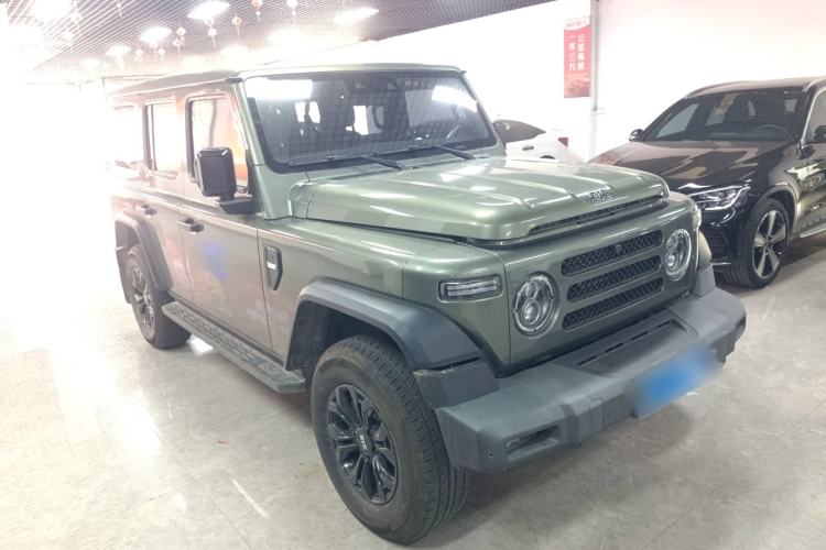 Used 212 T01 2024 2.0T Explorer
