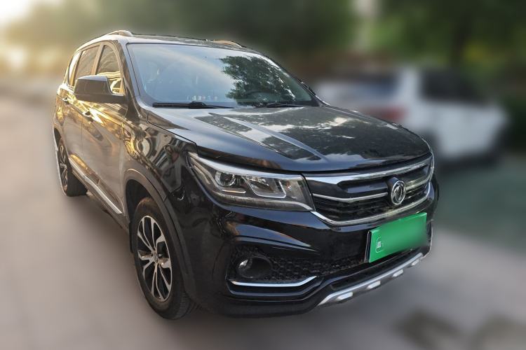 Used FORTHING Joyear X5 2017 Enjoy Series 1.6L CVT Luxury Model
