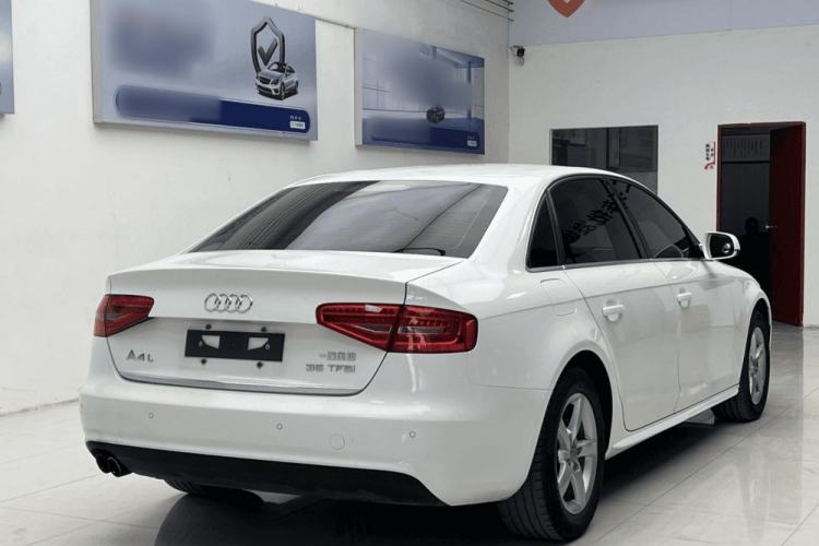 Used Audi A4L 2013 35 TFSI Automatic Comfort Model
