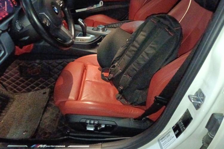 Used BMW 3 Series 2019 320i M Sport Night Edition Left Front Seat