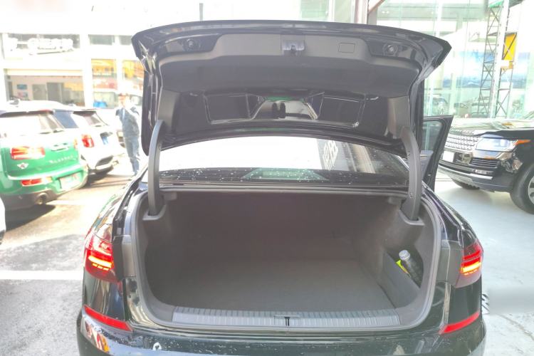 Used Volkswagen Passat 2019 330TSI Elite Edition China VI
