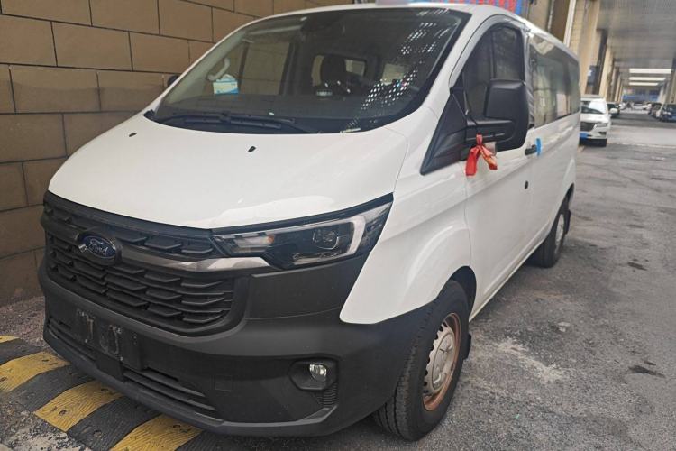 Used Ford Transit 2023 2.0T Diesel Manual Multifunction Commercial Vehicle Short Wheelbase Low Roof 5/6 Seats