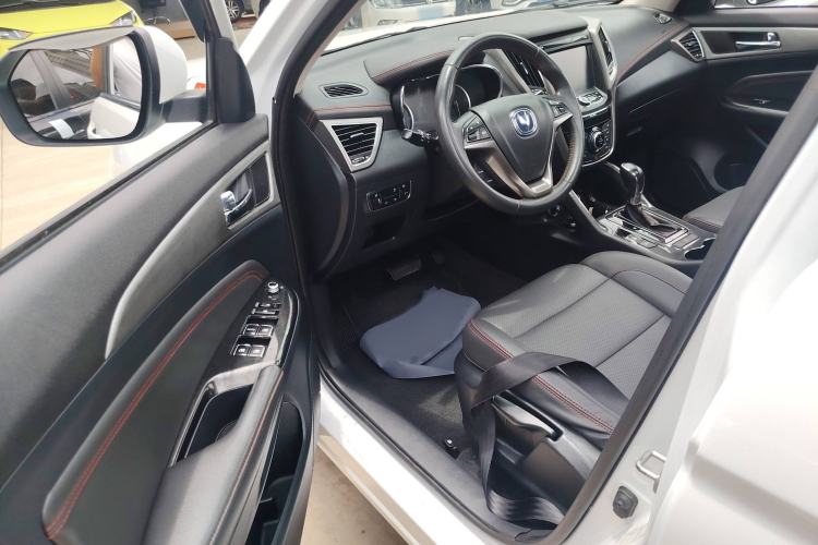 Used Changan CS75 2017 Shangkui Edition 1.8T Automatic All-Wheel-Drive Luxury Model
