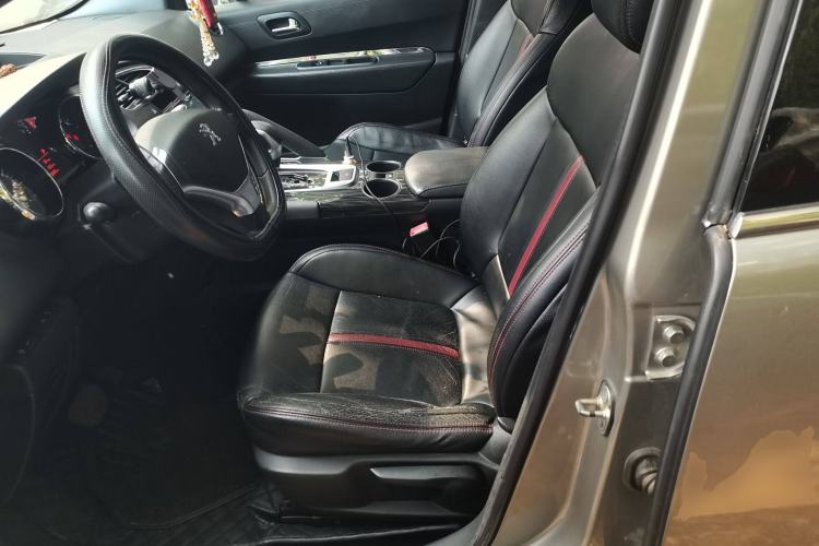 Used Peugeot 3008 2015 2.0L Automatic Classic Edition