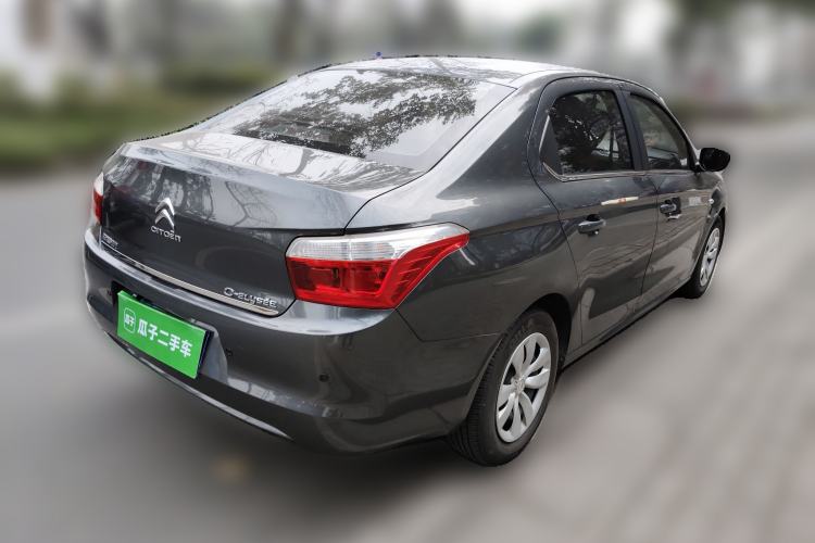 Used Citroen Elysee 2015 Zhishang Edition 1.6L Manual Fashion Model