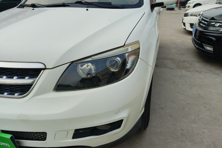 Used BYD S6 2014 2.4L Automatic Prestige 5-Seater