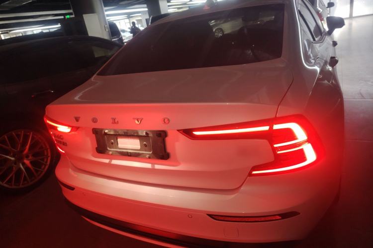 Used Volvo S60 2023 B4 Zhiyuan Sport Edition
