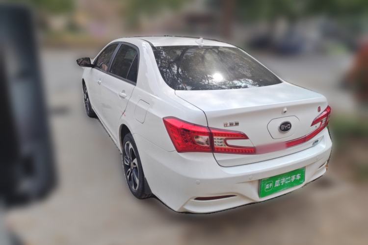 Used BYD Qin New Energy 2015 1.5T Dual-Crown Flagship Plus Edition