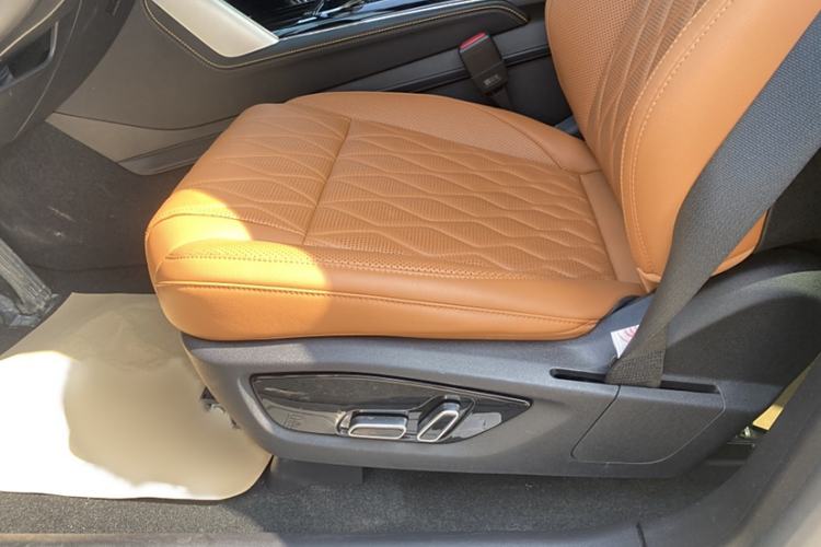 Used BYD Tang New Energy 2023 DM-i Champion Edition 112KM Prestige Model