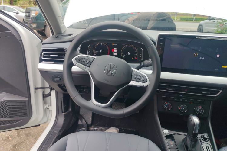 Used Volkswagen Lavida 2024 1.5L Automatic Starry Sky 5 Million Edition
