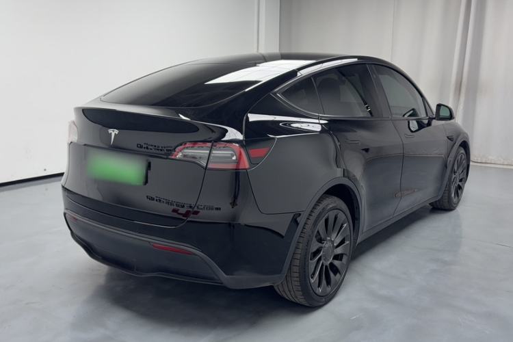Used Tesla Model Y 2022 Long-Range All-Wheel-Drive Version