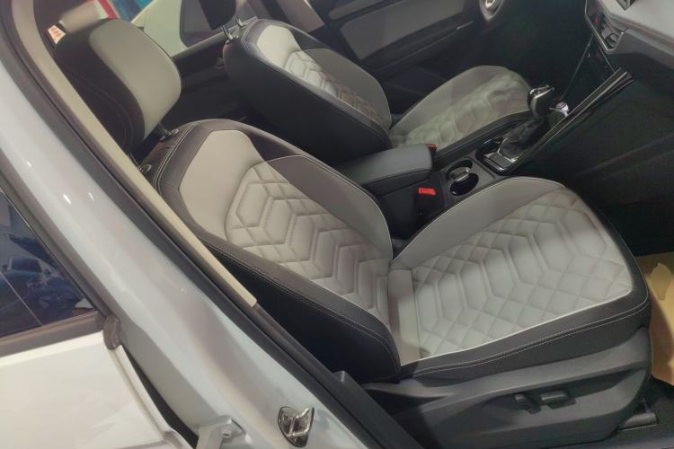 Used Volkswagen Tayron 2025 Zhongxiang Version 330TSI Right Front Seat