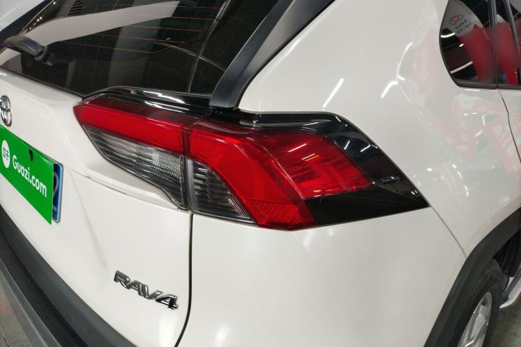 Used Toyota RAV4 2020 2.0L CVT Two-Wheel Drive Fashion Edition
