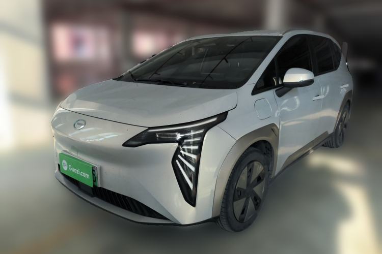 Used AION Y 2023 Younger