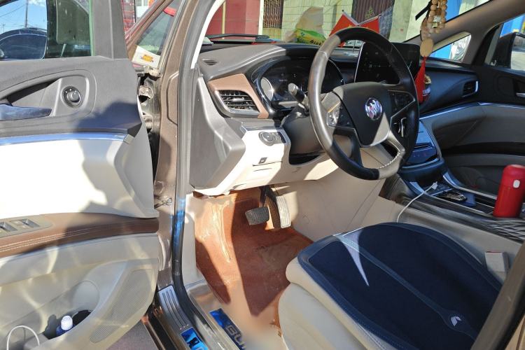 Used Buick GL8 2021 Land Cruiser Executive Class 652T Luxury Model