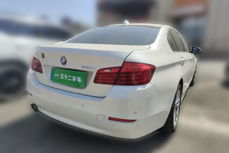 Used BMW 5 Series 2015 520i Elegant Edition Rear Right 45 Deg