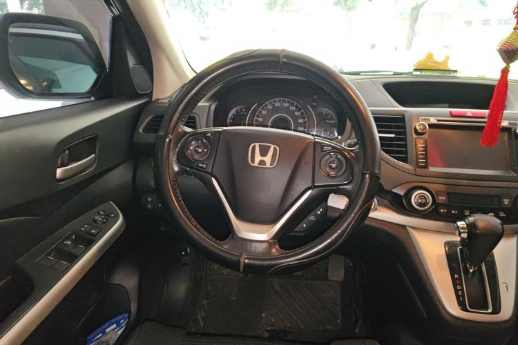 Used Honda CR-V 2012 2.4L four-wheel drive luxury version