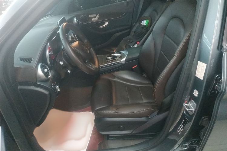 Used Mercedes-Benz GLC 2018 Refreshed GLC 300 4MATIC Dynamic Edition