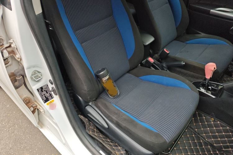 Used Toyota YARiS L Zhi Xuan 2016 Revised Version 1.5G CVT with Dynamic Sunroof Right Front Seat