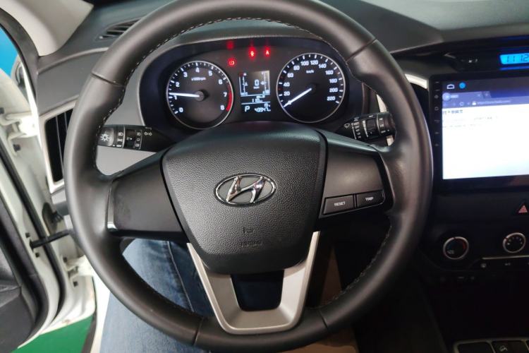 Used Hyundai ix25 2015 1.6L Automatic Two-Wheel Drive Smart GLS Trim
