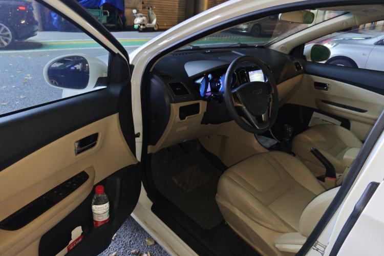 Used Chery E3 2013 1.5L Manual ZhiShang Model
