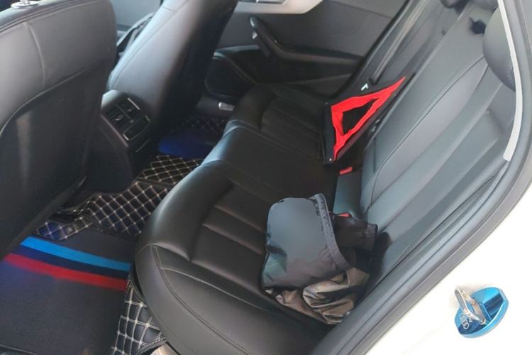 Used Audi A4L 2019 40 TFSI Ambition Version China V