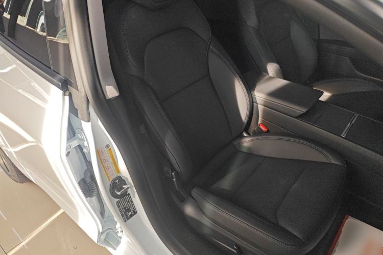 Used Tesla Model 3 2025 Model Revised Rear-Wheel-Drive Version
