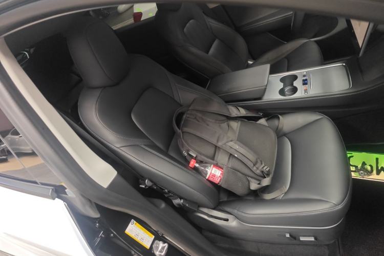 Used Tesla Model Y 2022 Rear-Wheel-Drive Version
