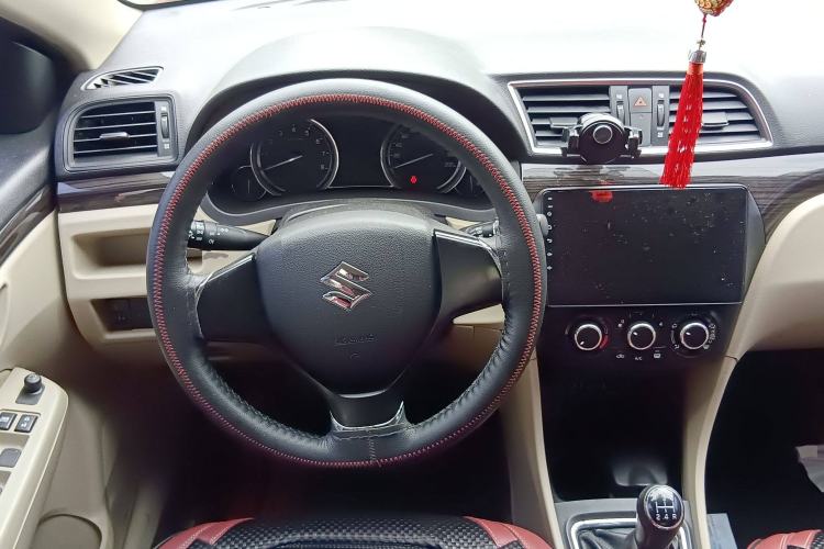 Used Suzuki Alivio 2015 1.6L Manual Comfort Model
