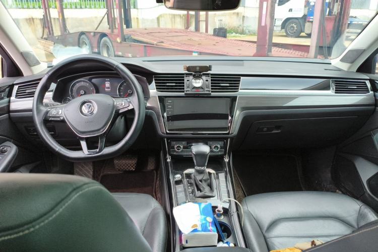 Used Volkswagen Phideon 2018 Revised Version 380TSI Two-Wheel Drive Business Edition
