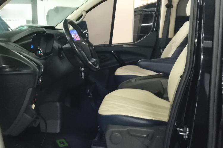 Used Ford Tourneo Custom 2020 2.0T Automatic Elite Edition China VI Standard
