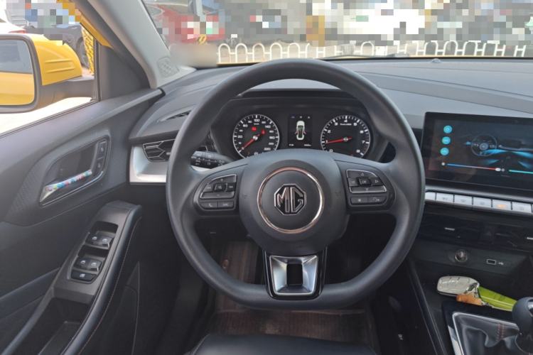 Used MG 5 2021 180 DVVT Manual Youth Luxury Edition
