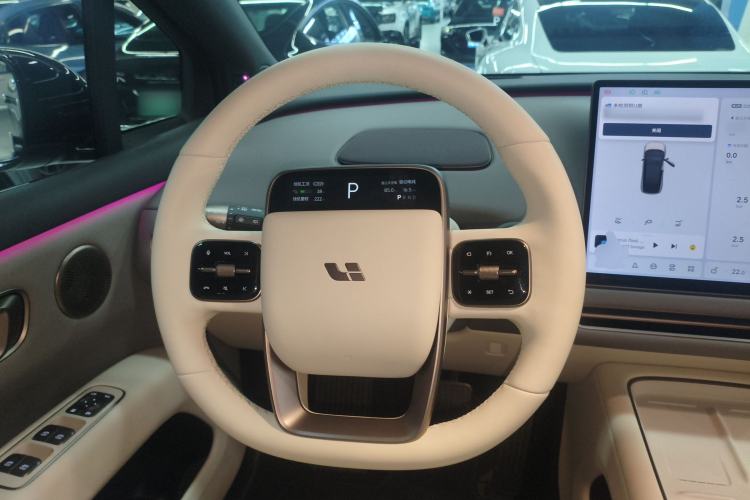 Used Li Auto Li Auto i6 2025 Model Two-Wheel-Drive Standard Type